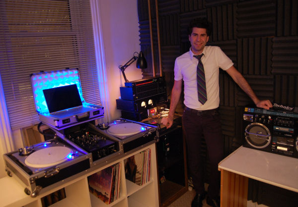 DJ GLO